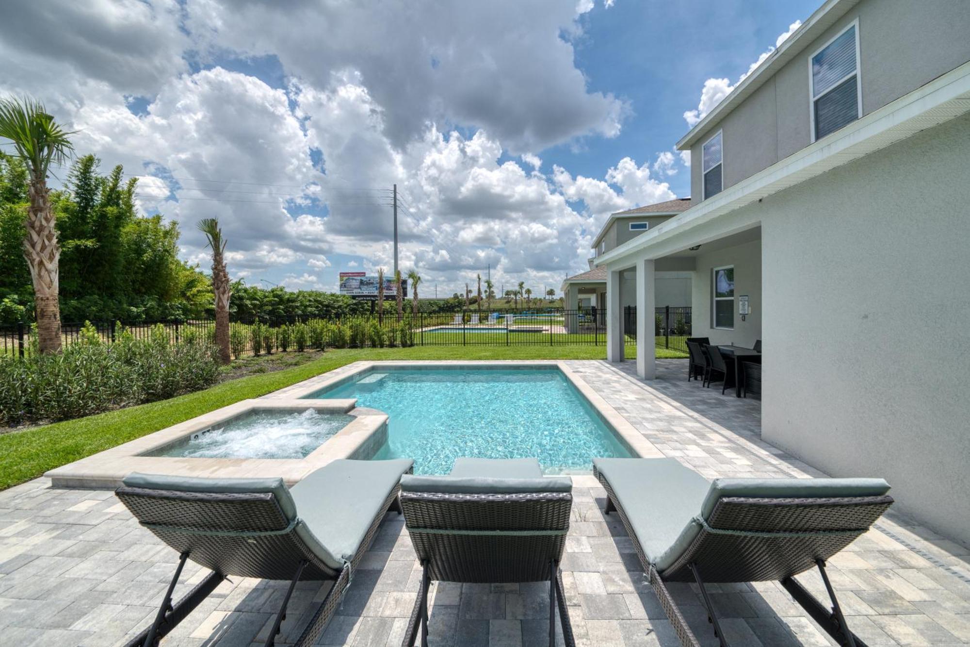 Charming Home By Rentyl Near Disney With Private Pool, Ping Pong Table & Resort Amenities - 7449M Orlando Luaran gambar